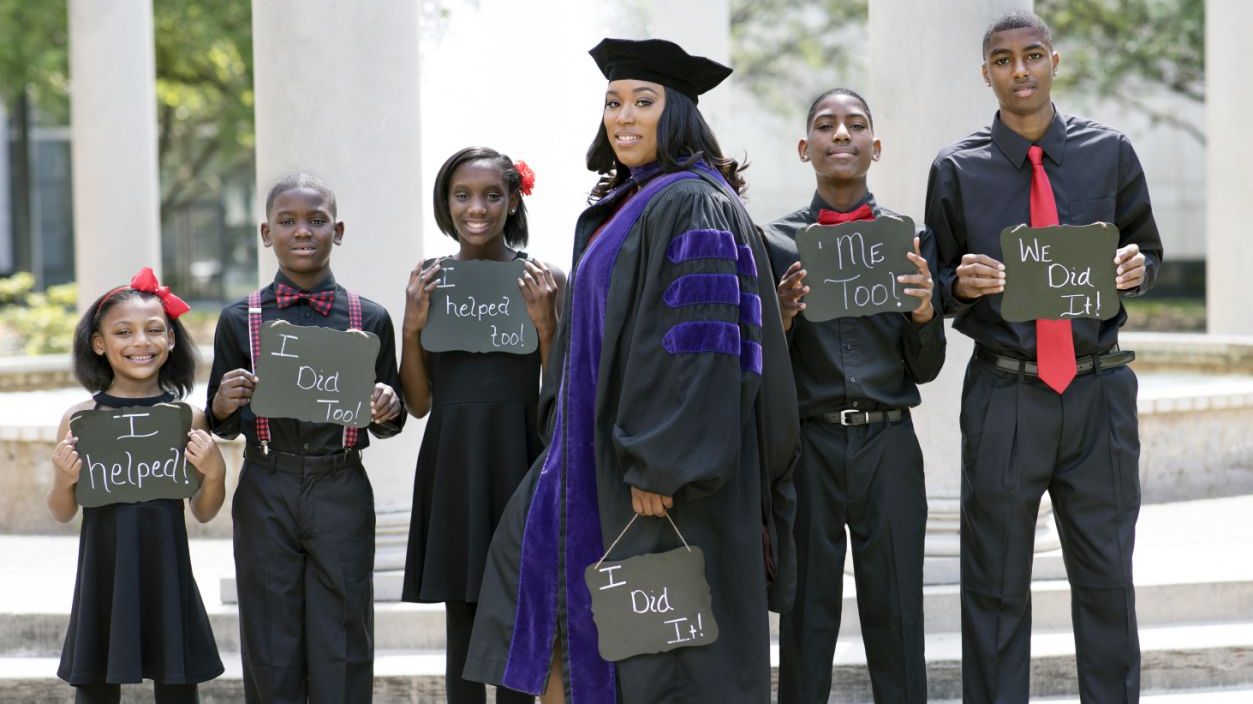 She balanced raising 5 children and law school. Now, it’ll pay off