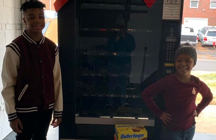 St. Louis Mother Receives Mixed Reviews After Gifting Children Vending Machine for Christmas